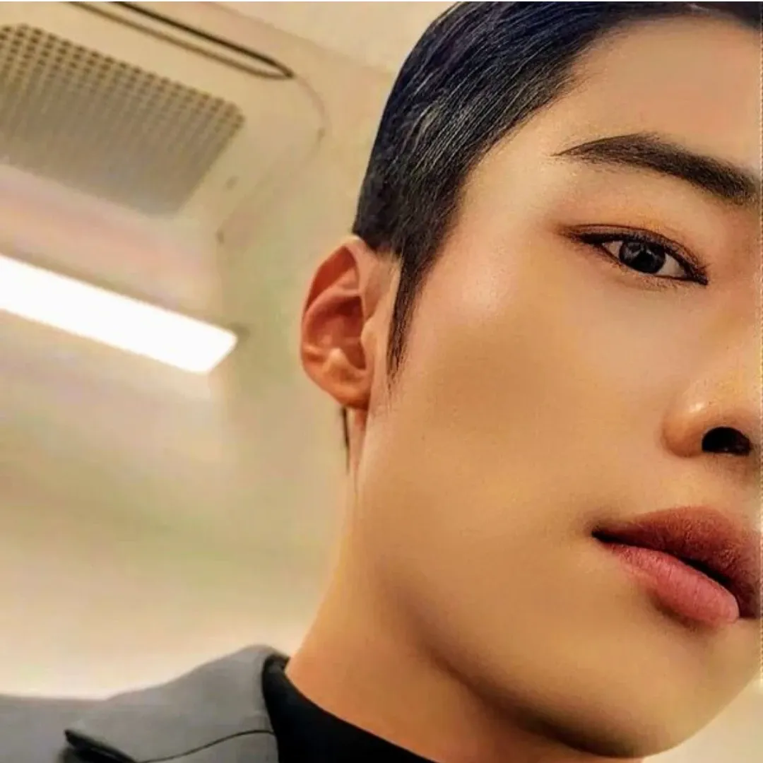 Recent activity shot of Woo Dohwan