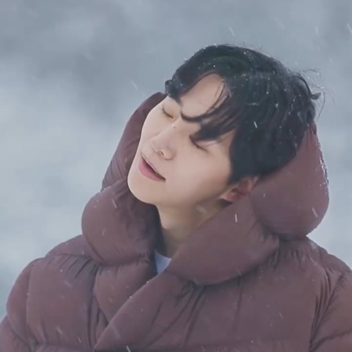Foto kegiatan terbaru dari Lee Junho