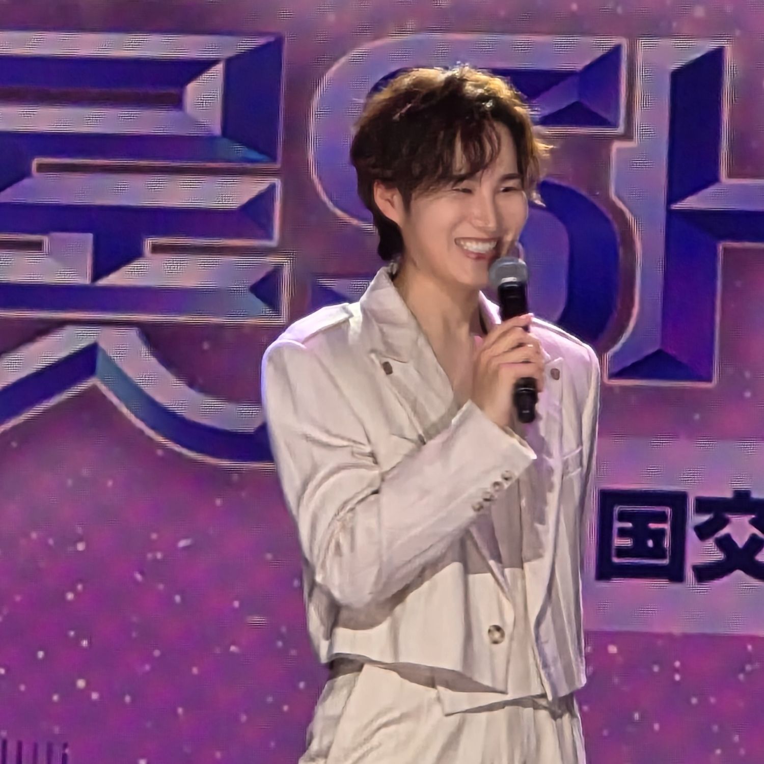 金熙栽的最新照片