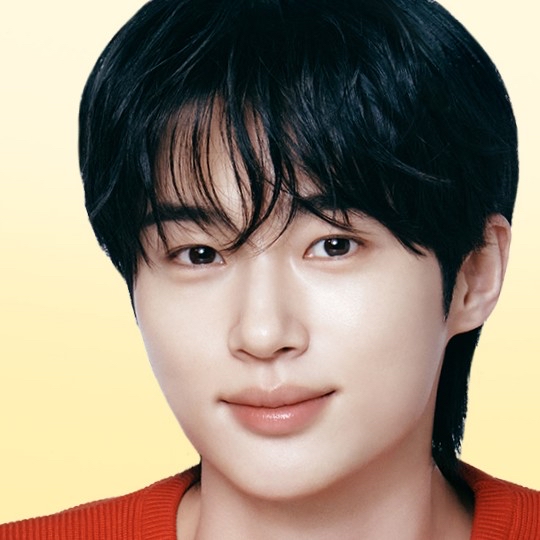 Latest photo of Byeon Wooseok