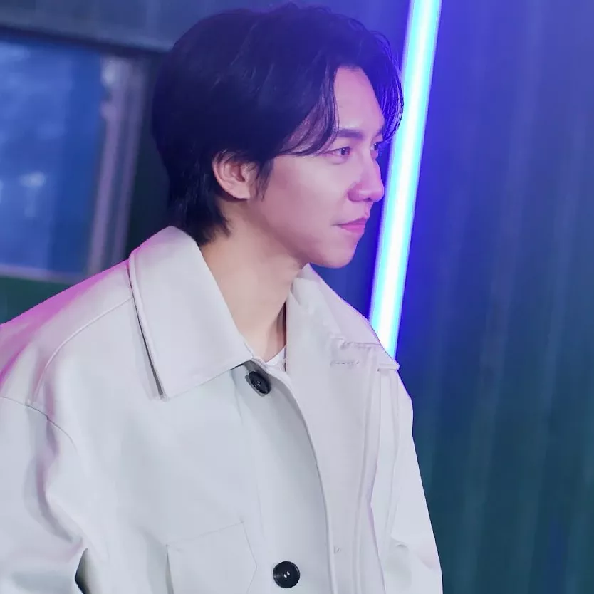 Cuplikan di balik layar dari Lee Seunggi