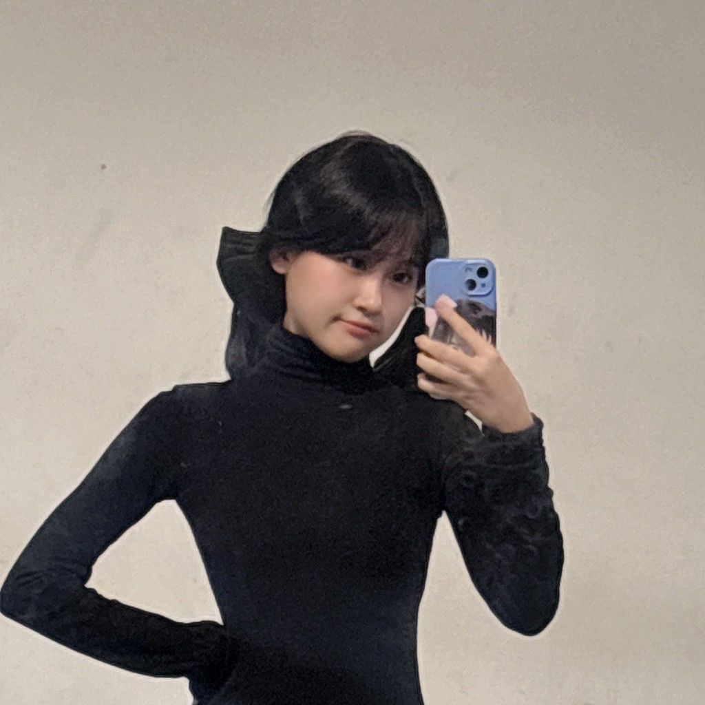 キム・ダヒョンの最近の活動ショット