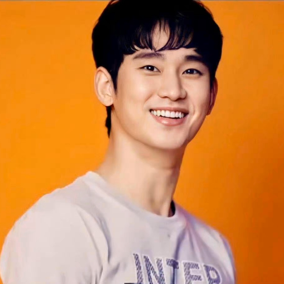 A moment captured by a fan of Kim Soohyun
