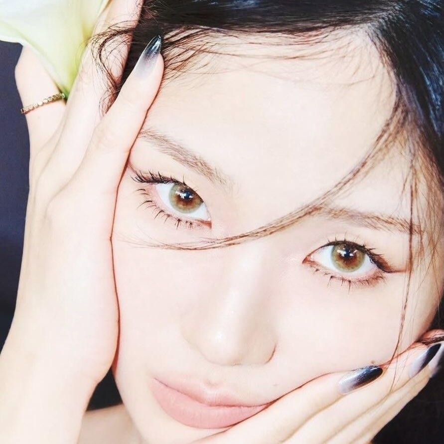 Latest photo of Kim Hyeyoon