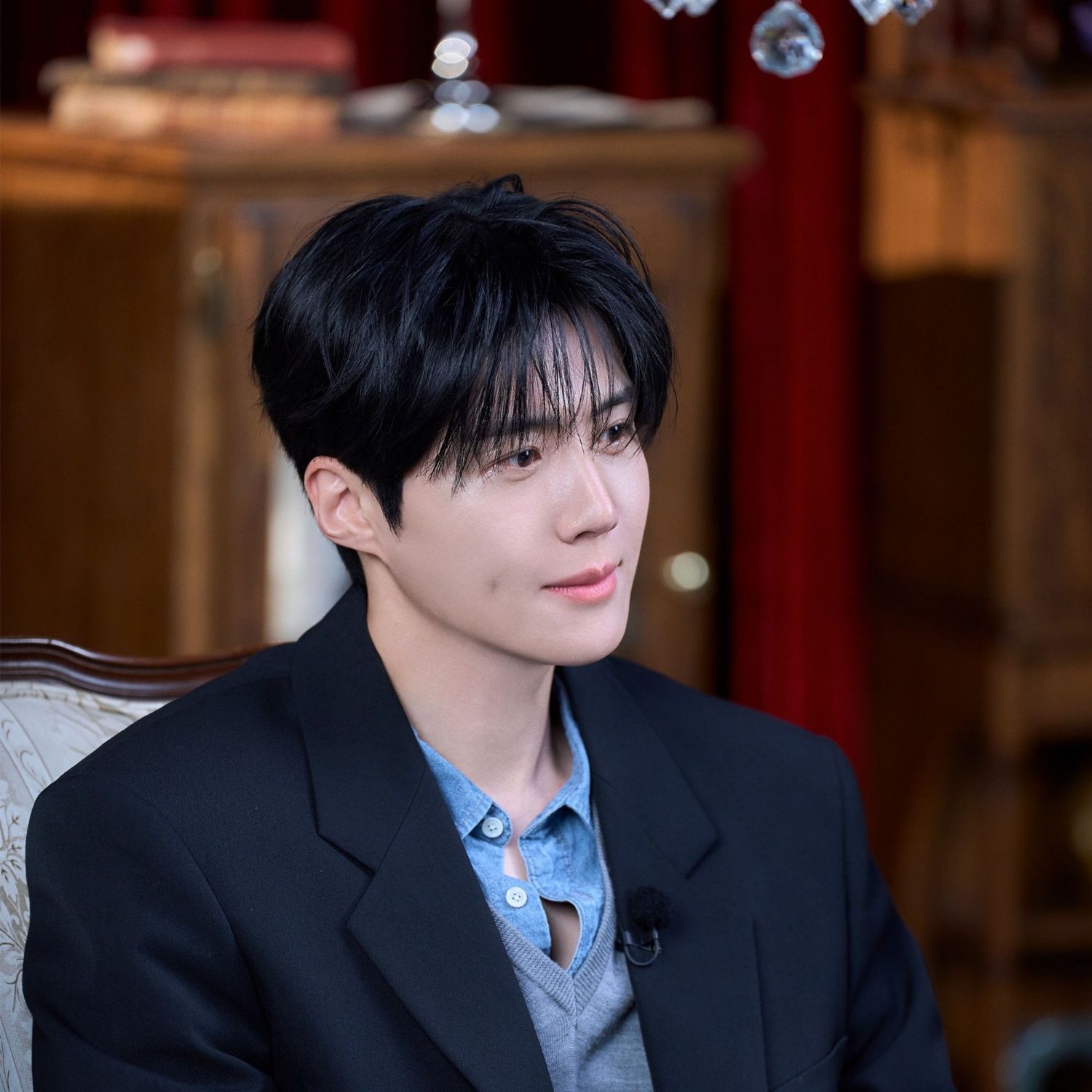 Behind-the-scenes cut of Kim Seonho