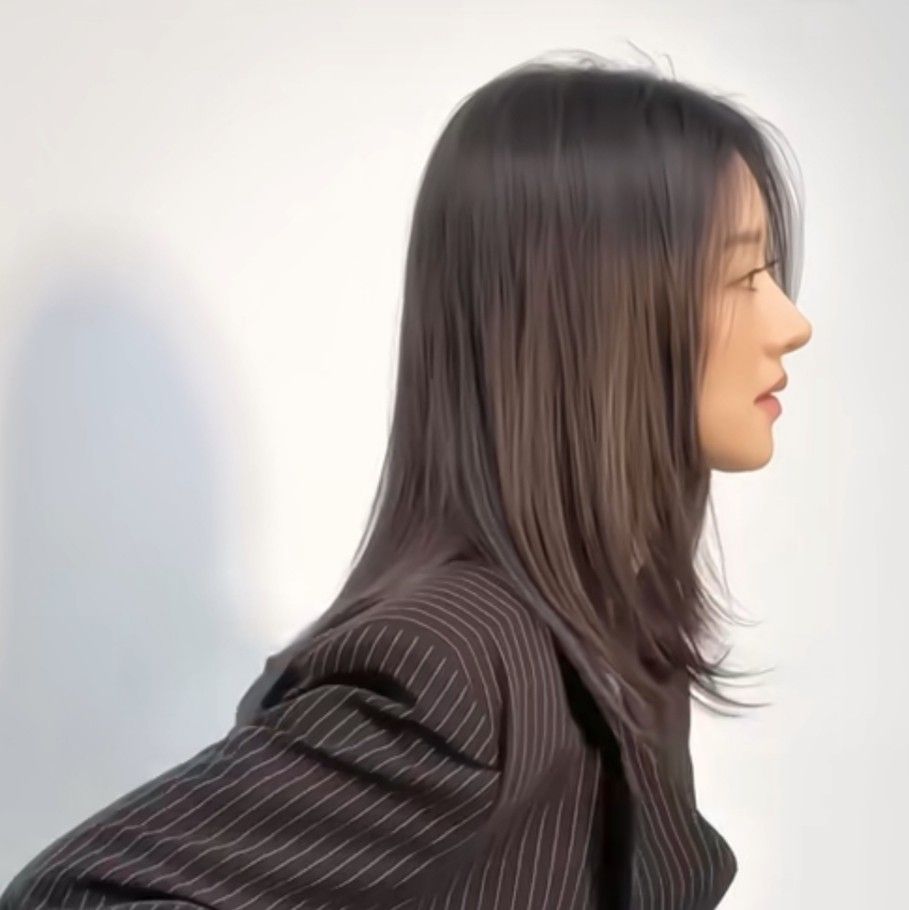 ソ・イェジのビハインドカット