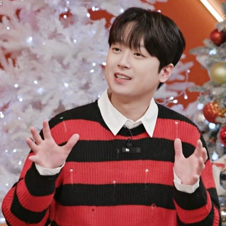 Foto terbaru dari Lee Chanwon