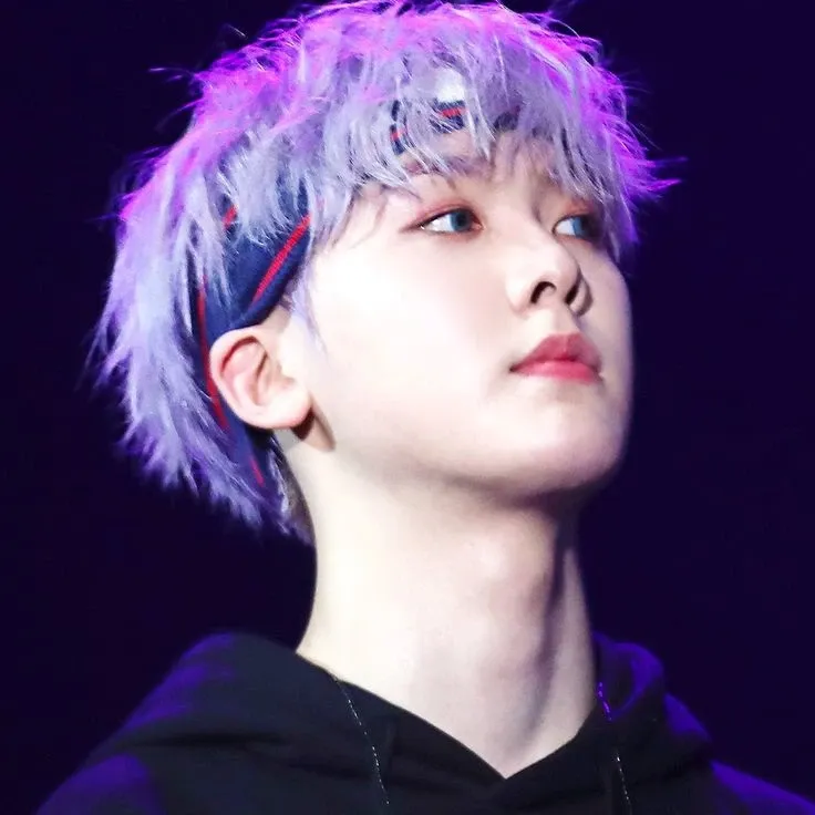 윤산하의 비하인드 컷