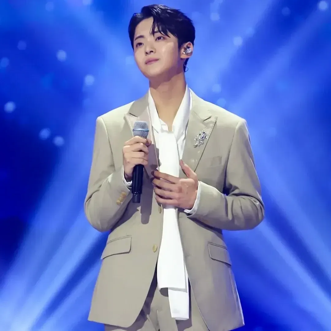 Behind-the-scenes cut of Park Minsu