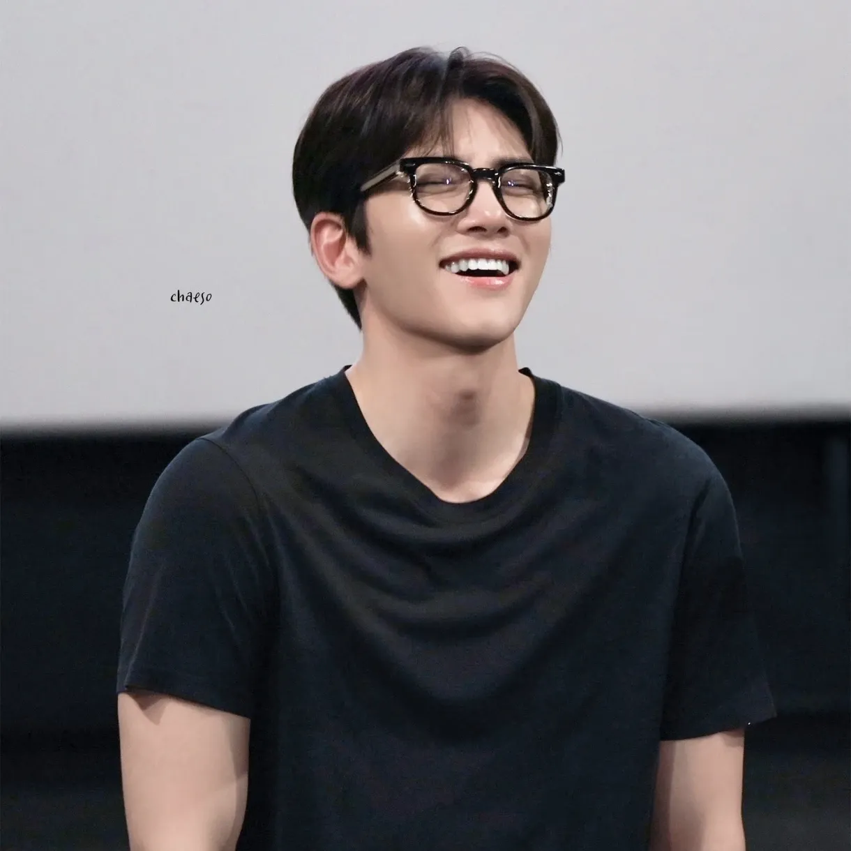 Behind-the-scenes cut of Ji Changwook