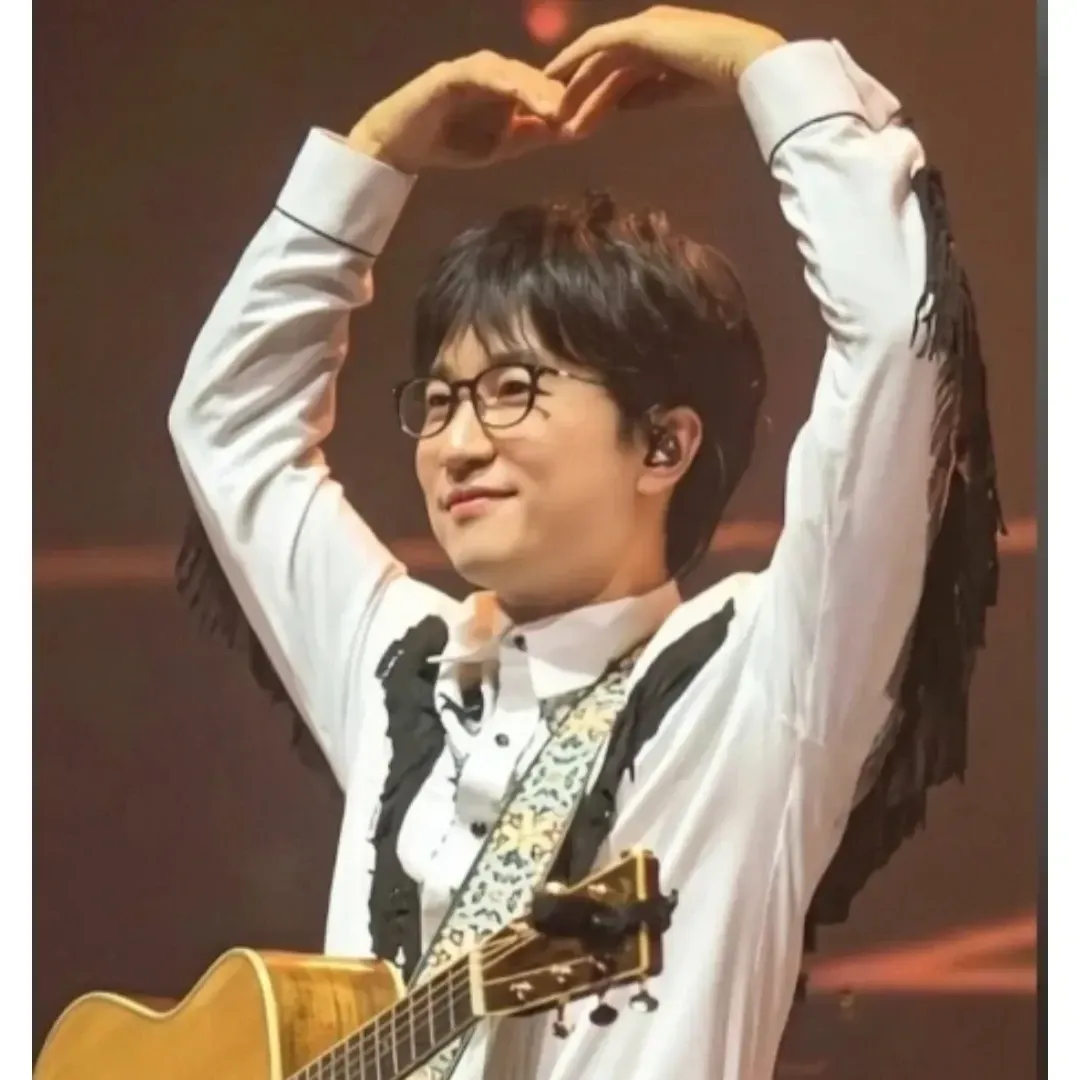 Recent activity shot of Bak Changgeun