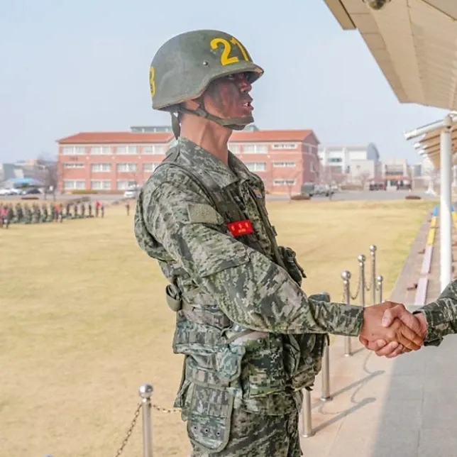 郑东元的最新照片