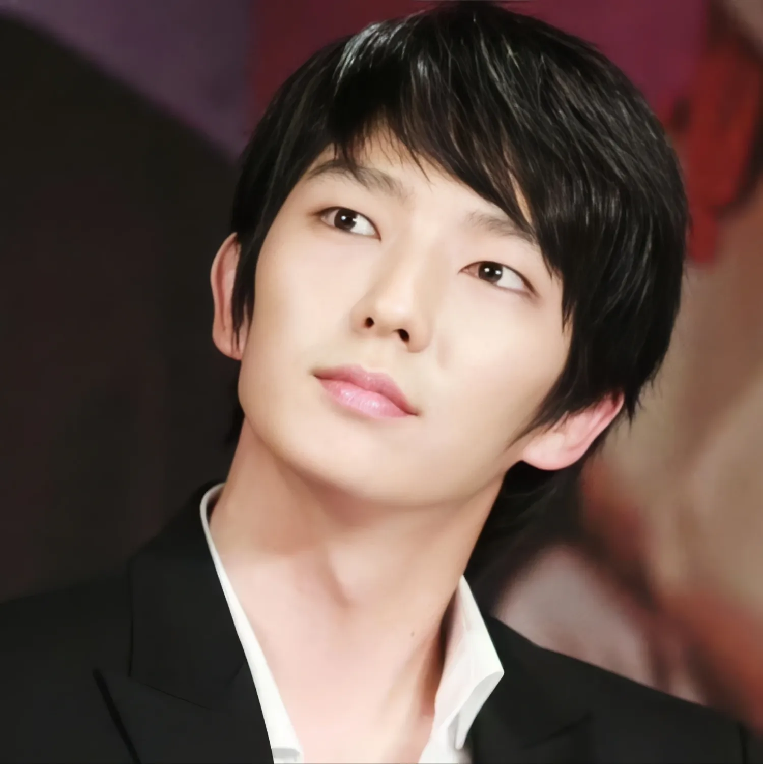 A moment captured by a fan of Lee Joongi