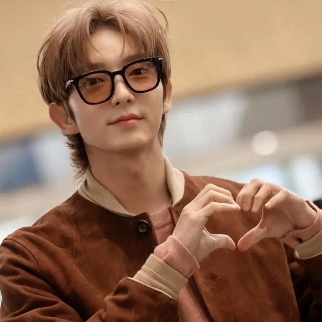 이준기 최근 활동샷