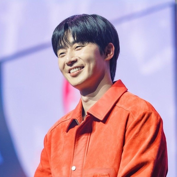 Popular profile image of Park Seojoon selected by vote