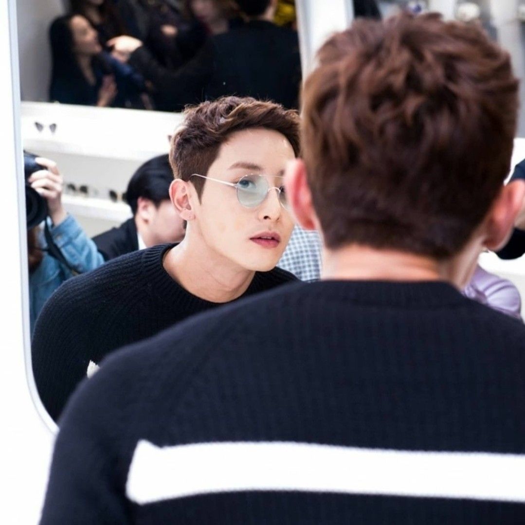 Behind-the-scenes cut of Lee Soohyuk