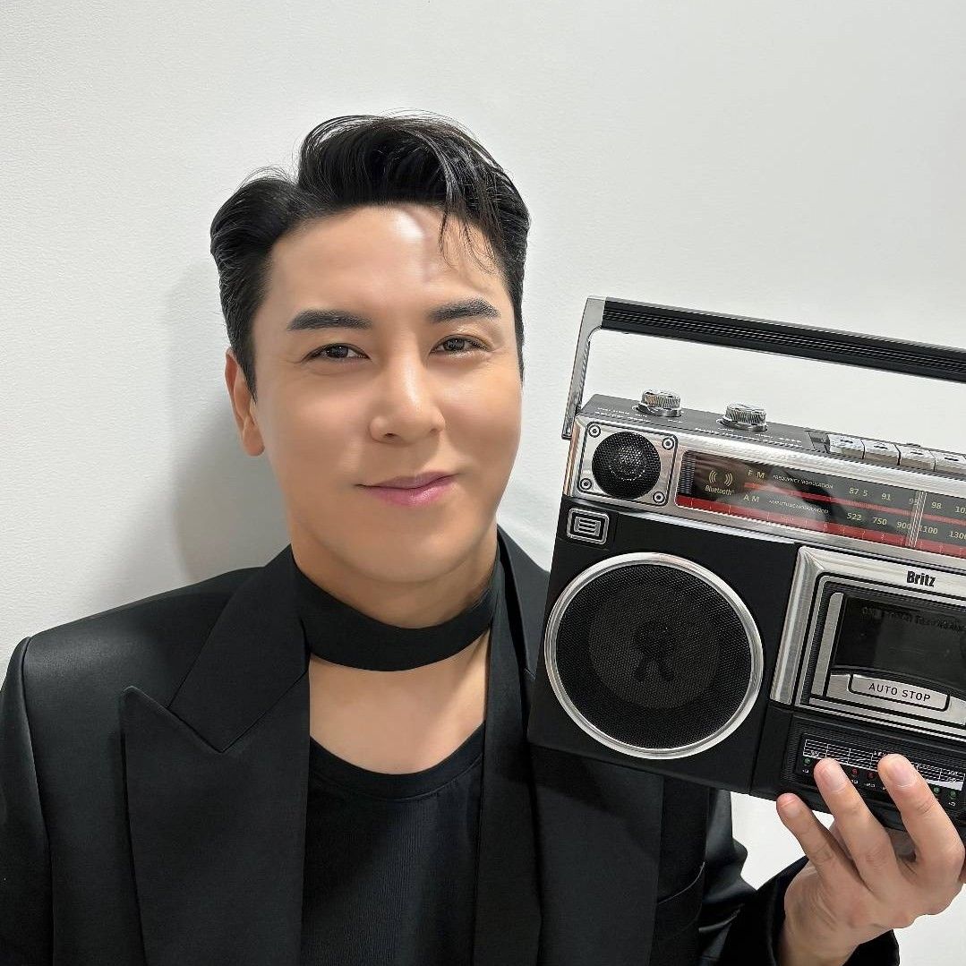 チャン・ミンホの最近の活動ショット