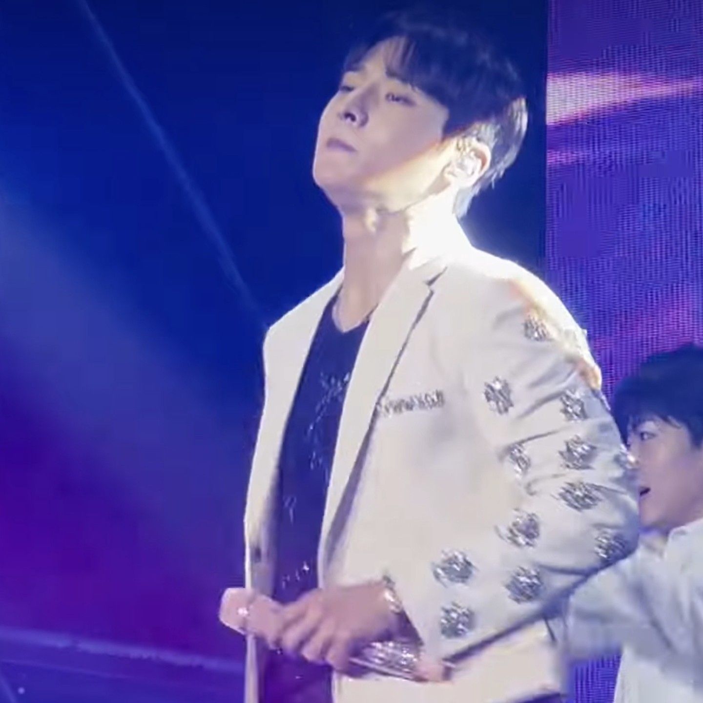 Latest photo of Seong Ri