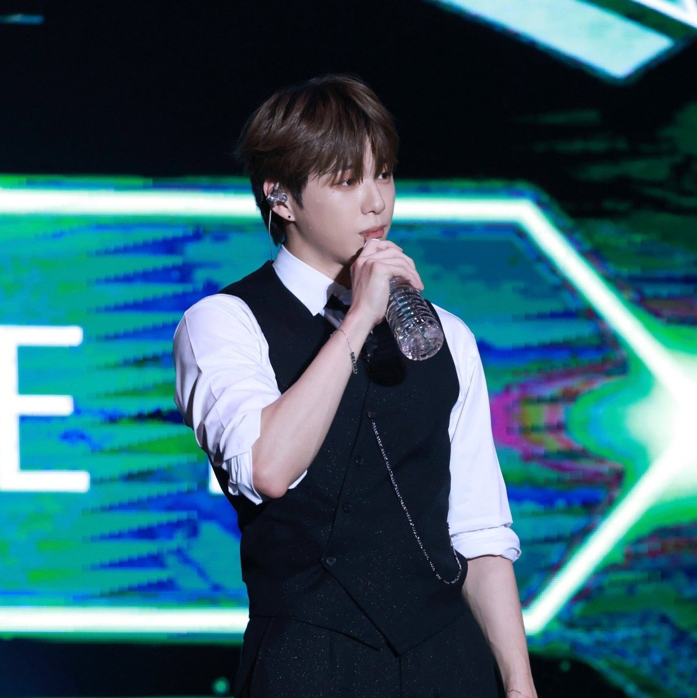 秘密空间的最新照片