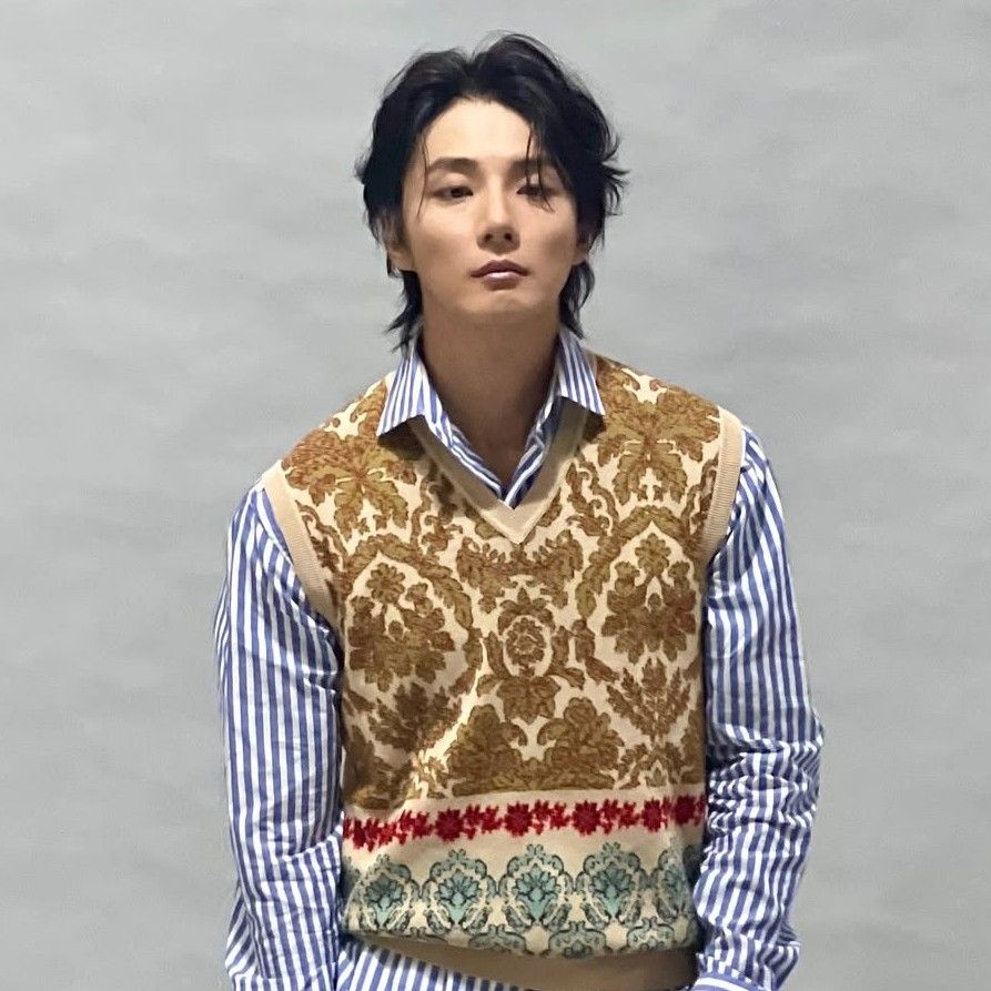 Latest photo of Yoon Shiyoon