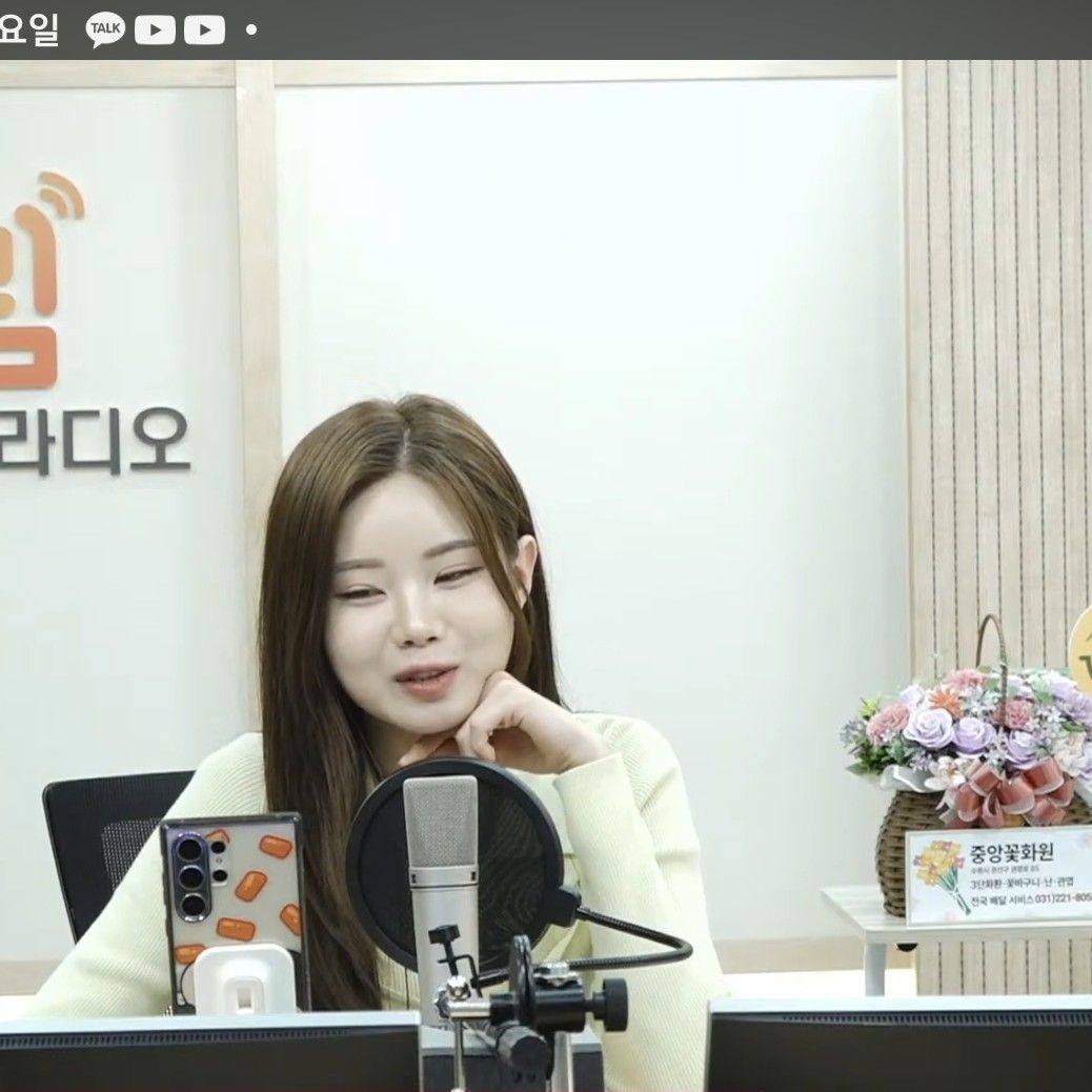 Behind-the-scenes cut of Bae Ahyeon