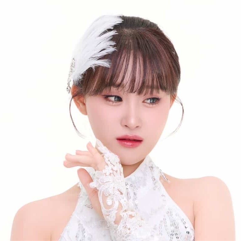 Foto kegiatan terbaru dari Kim Dahyun