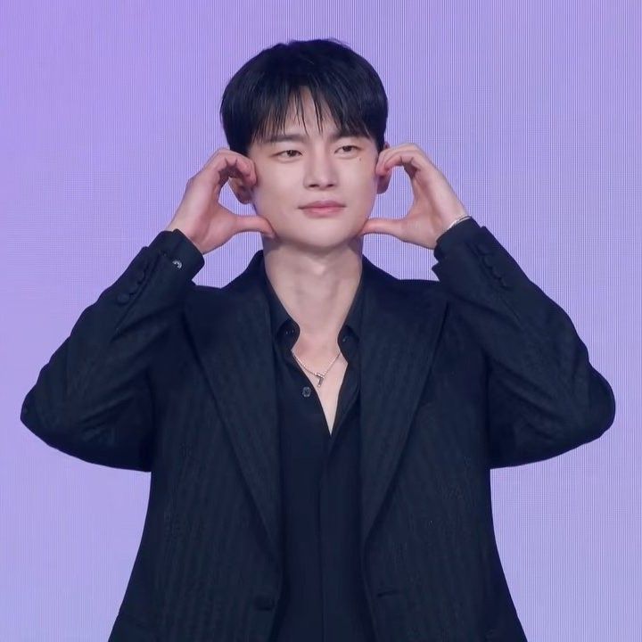 A moment captured by a fan of Seo Inguk