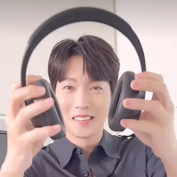 Recent activity shot of Son Taejin