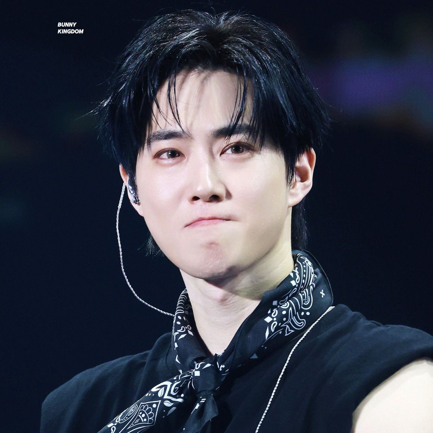 Behind-the-scenes cut of Suho