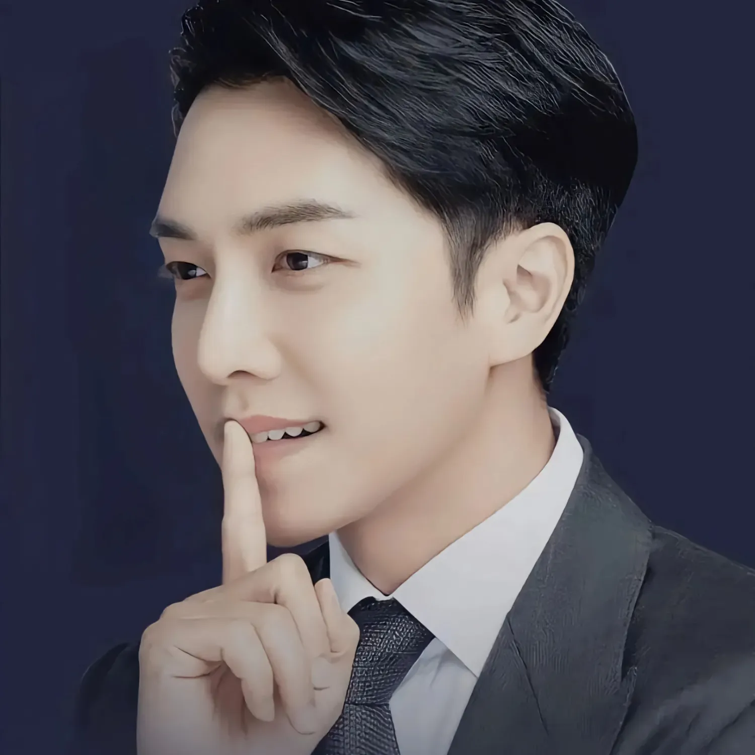 イ・スンギの最近の活動ショット