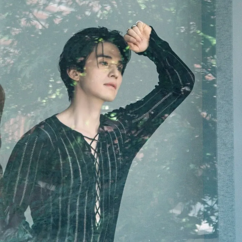 A moment captured by a fan of Lee Dongwook