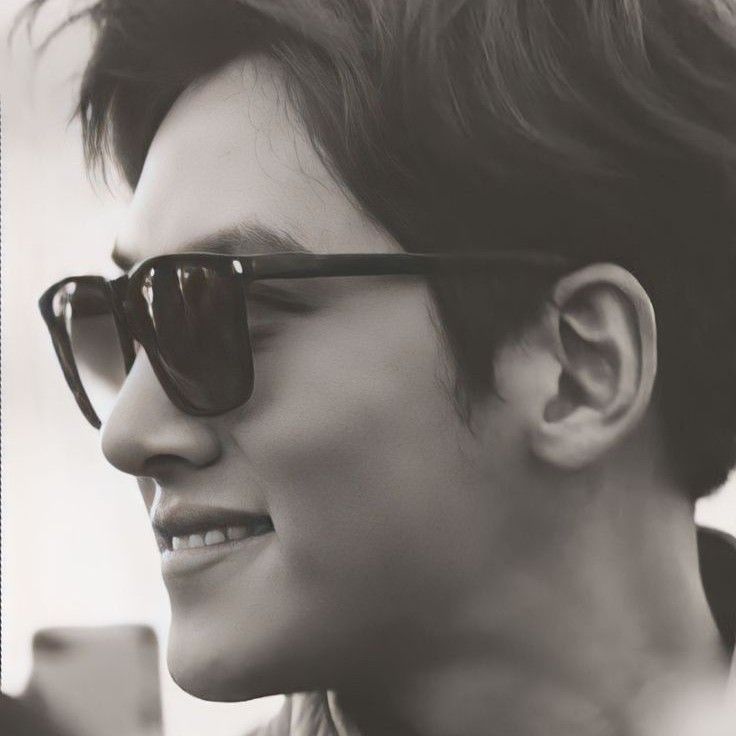 Behind-the-scenes cut of Ji Changwook