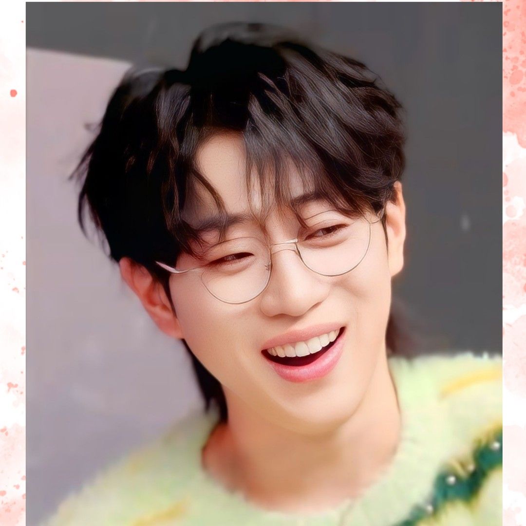 Recent activity shot of An Sunghoon