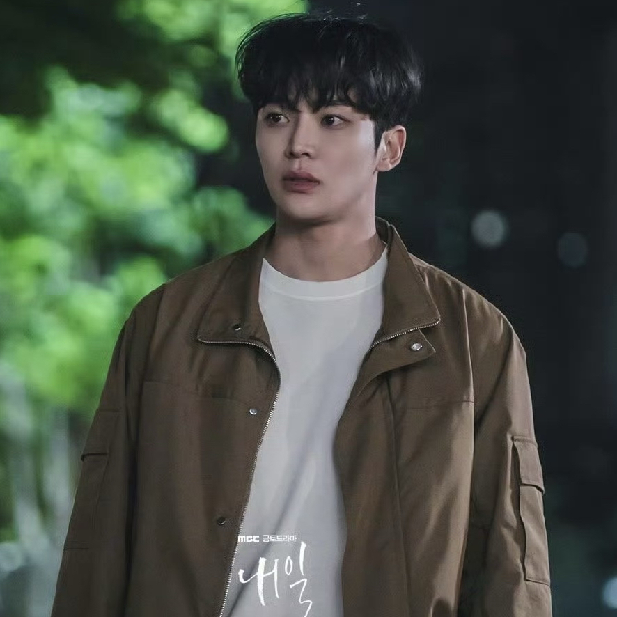 Momen yang diabadikan oleh penggemar Rowoon
