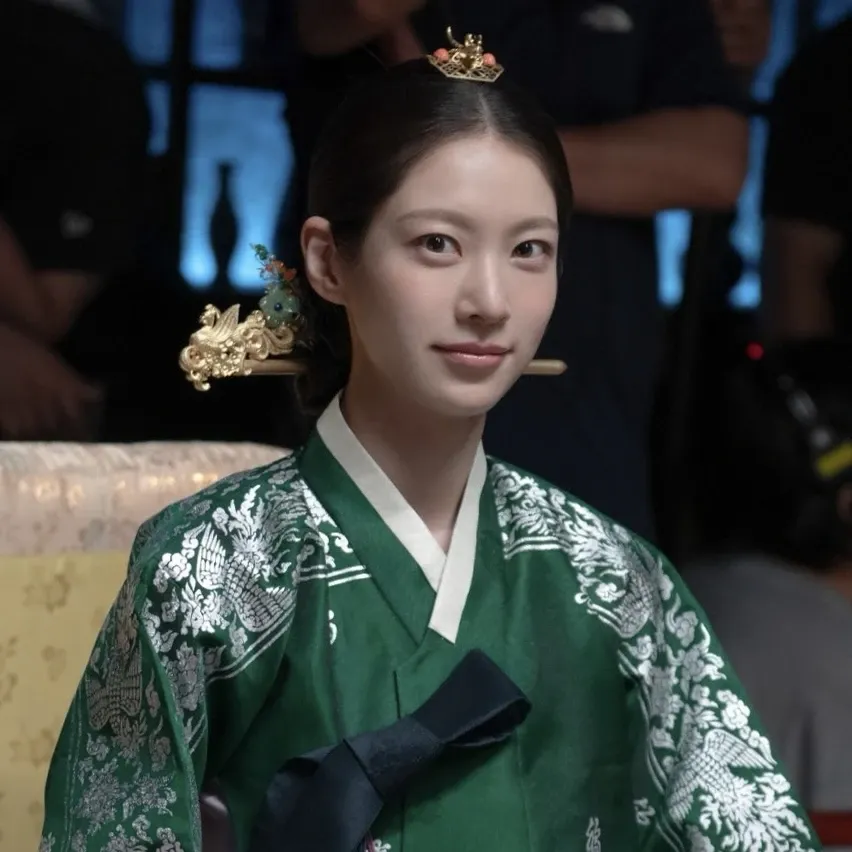 Behind-the-scenes cut of Gong Seungyeon