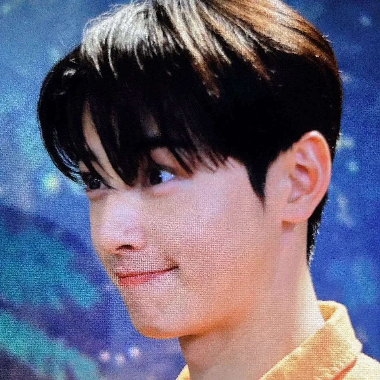 Behind-the-scenes cut of Cha Eunwoo