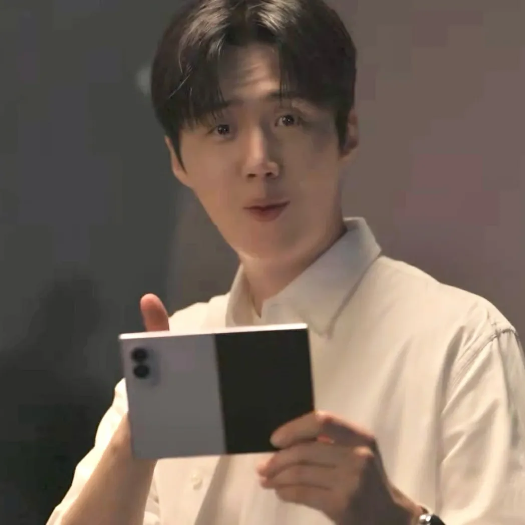 Foto terbaru dari Kim Seonho