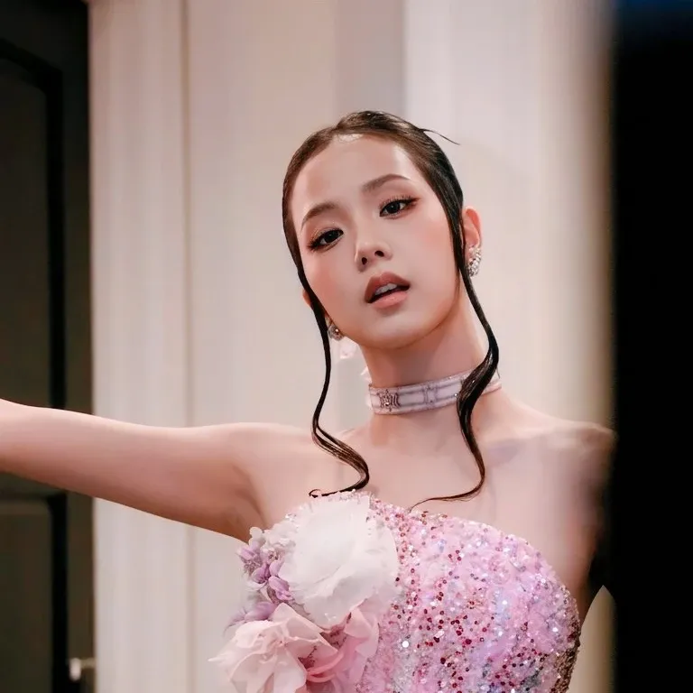 A moment captured by a fan of Jisoo (1995)