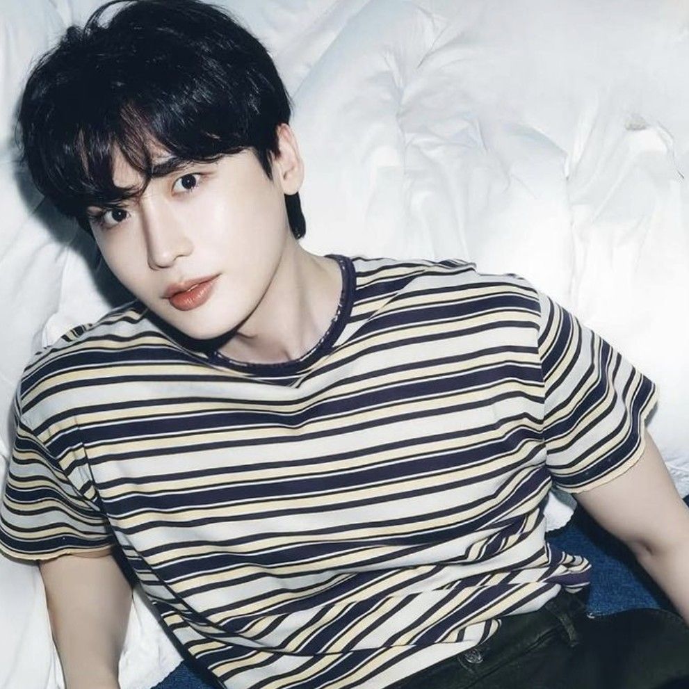 Behind-the-scenes cut of Lee Jongsuk