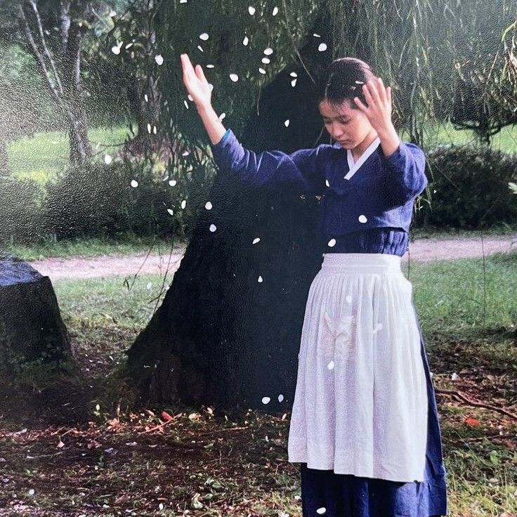 A moment captured by a fan of Kim Taeri