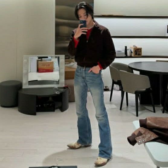 A moment captured by a fan of Lee Jongwon