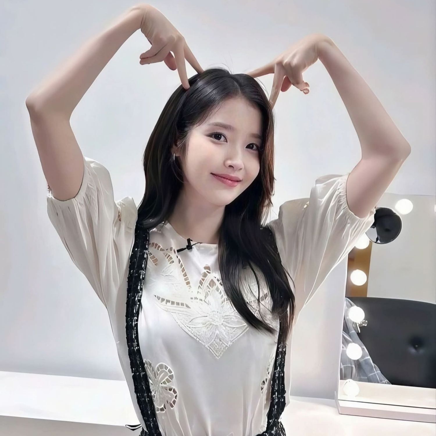 Recent activity shot of IU