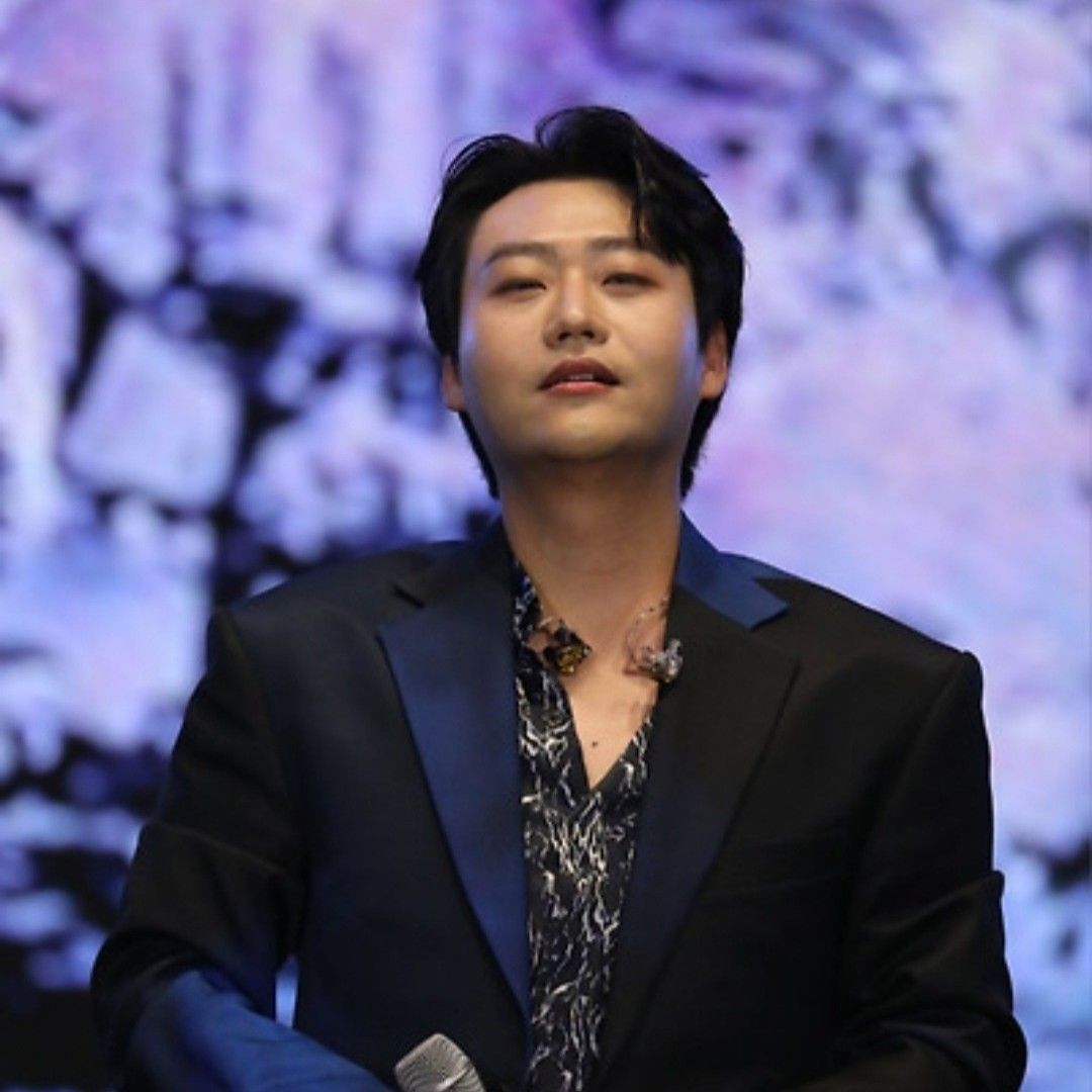 Behind-the-scenes cut of Min Soohyun