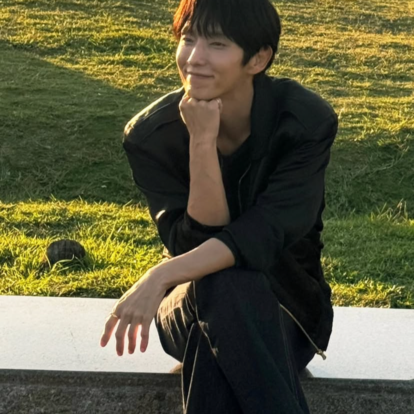 Latest photo of Lee Joongi