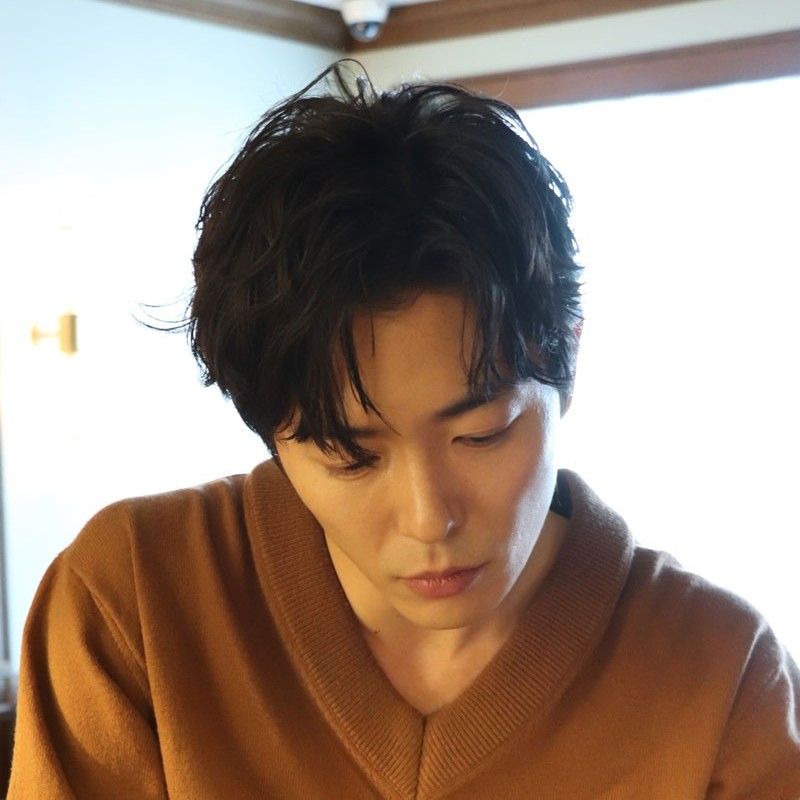 김재욱의 비하인드 컷