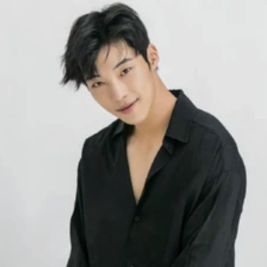 Recent activity shot of Woo Dohwan