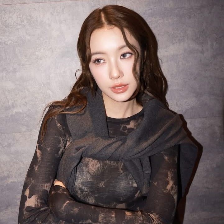 Behind-the-scenes cut of Namtan Tipnaree Weerawatnodom