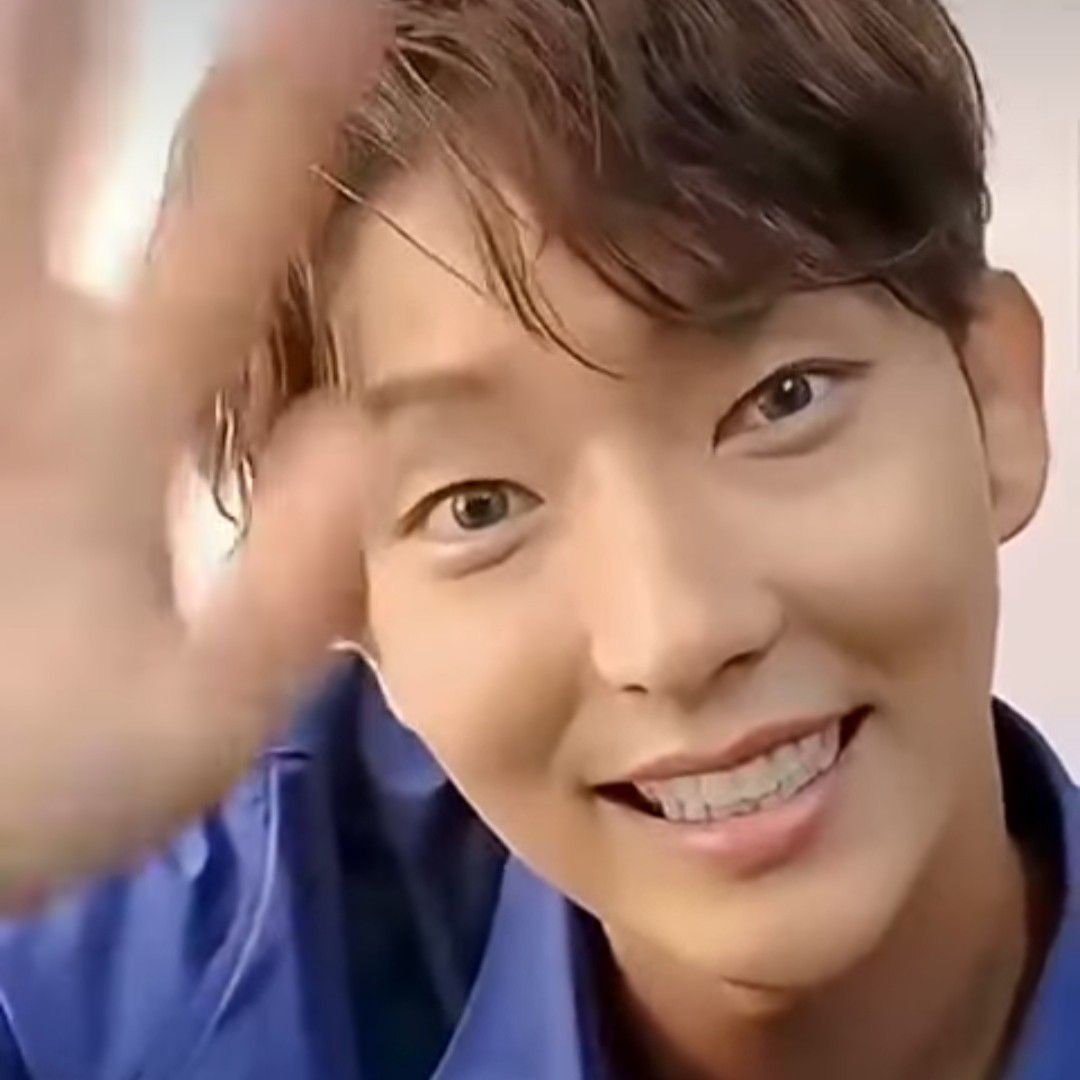 Recent activity shot of Lee Joongi