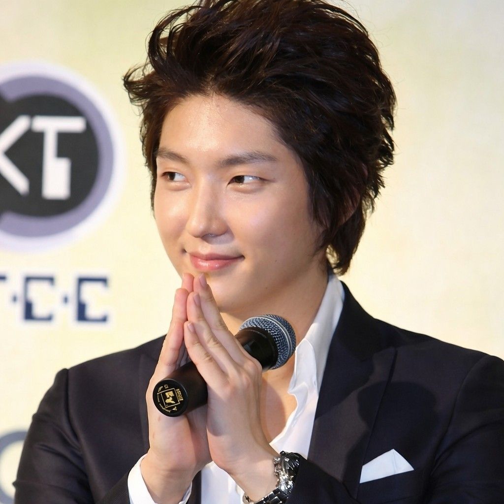 Latest photo of Lee Joongi