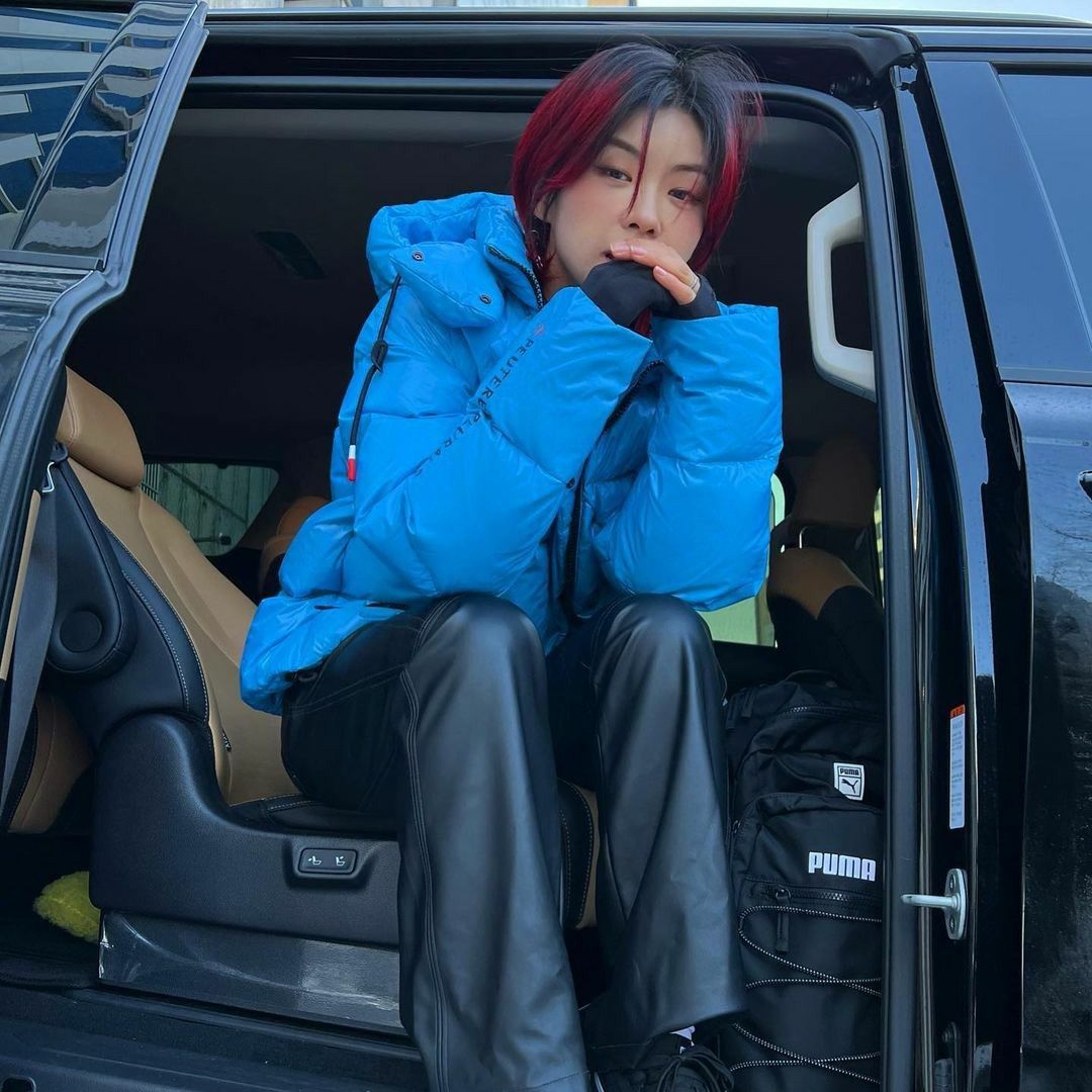 Behind-the-scenes cut of Aiki